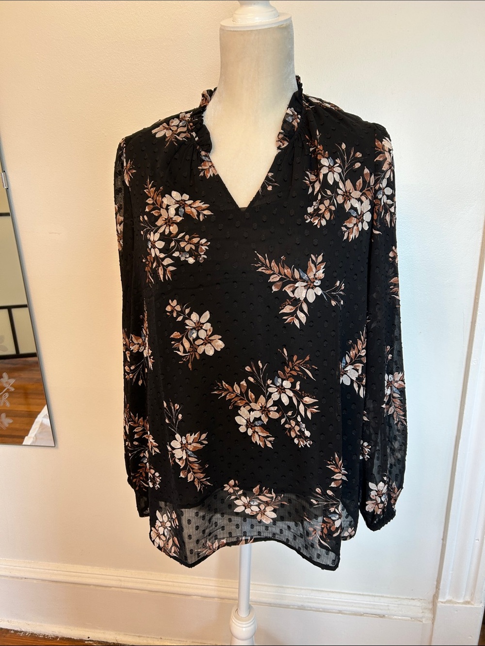 Hilary Radley Black Floral V-Neck Long Sleeve Blouse